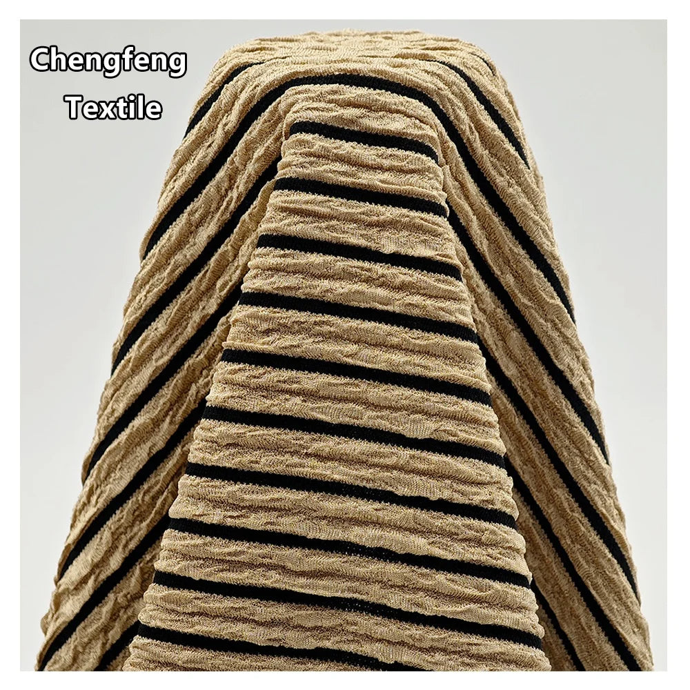 8045 # Чизиқли жаккард эластик полиэстер-спандекс трикотаж мата — аёллар ва болаларнинг кундалик кийимлари, бош кийимлар ва сувга тушиш кийимлари (купальник) учун мос материал