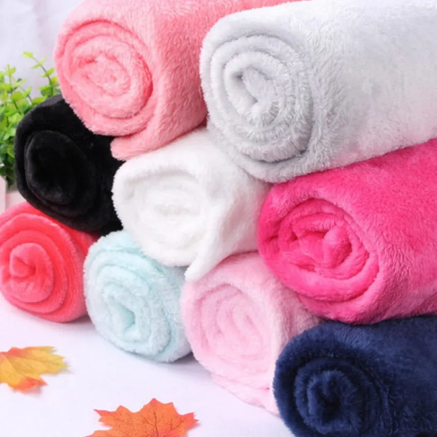 Махсус дизайндаги текис рангли 100 та полестер чўткаси бўлган супер юмшоқ минкй фланел бахмал матоси