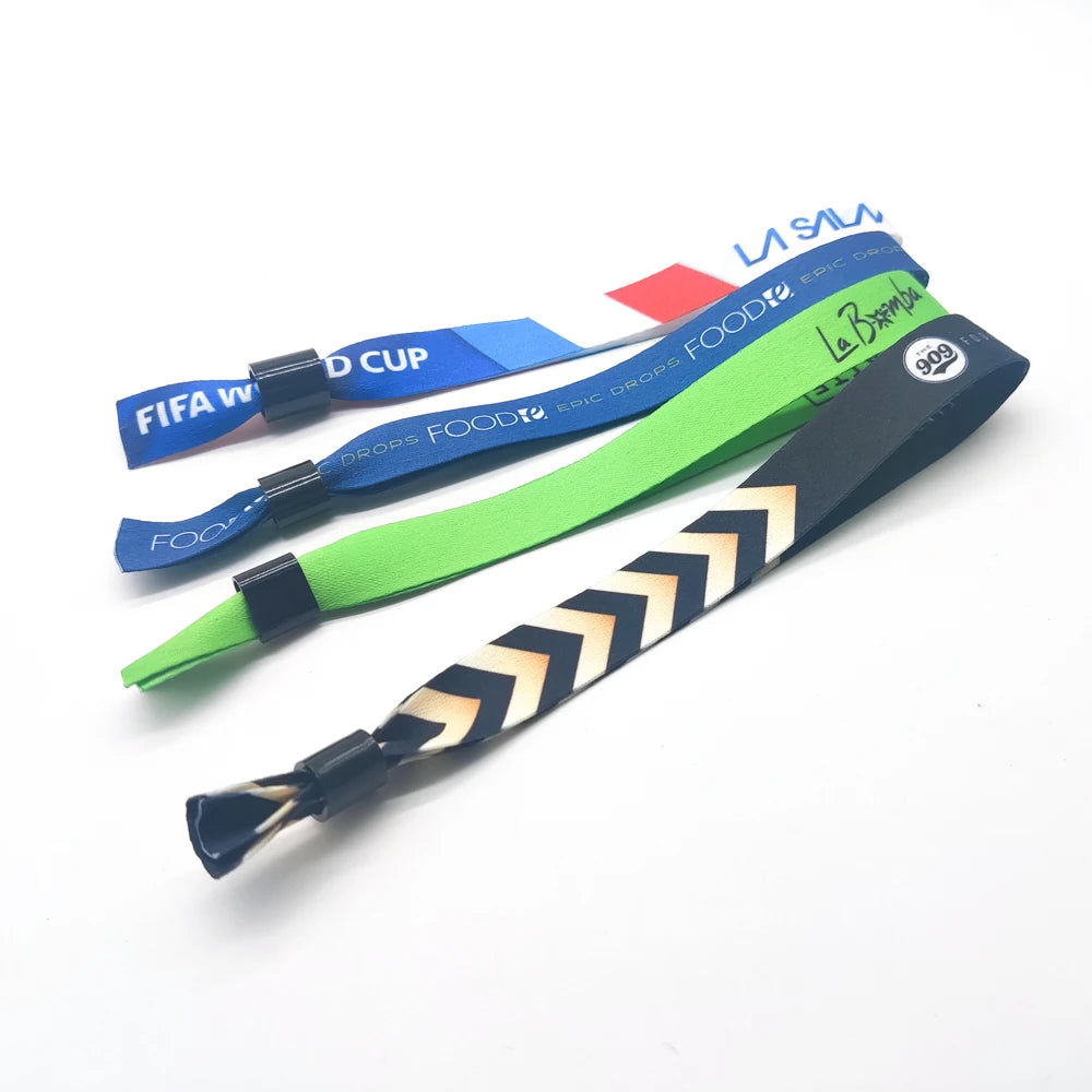 Шахсийлаштирилган тўқилган тўқима иплардан ясалган дўстлик биланглари, бир марта ишлатиладиган пластик қистиргич билан