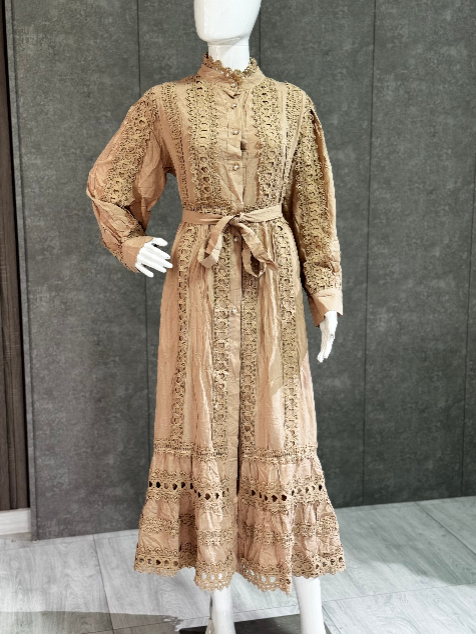 Аёллар учун тайёр кўйлак модели