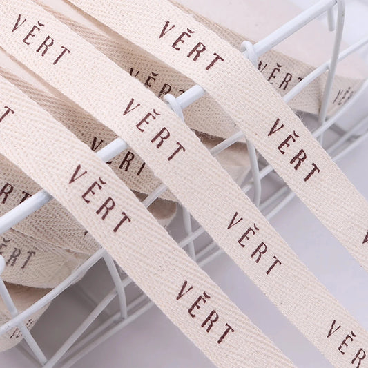 Совғаларни ўраш, совғаларни қадоқлаш, безаш учун босилган логотипли махсус 25 мм 1 дюймли органик табиий пахта лентаси