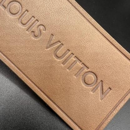 Махсус юқори сифатли пу тери патч бўрттирма чарм кийим ёрлиғи Кийим жинси шляпа учун тери босилган ямоқ