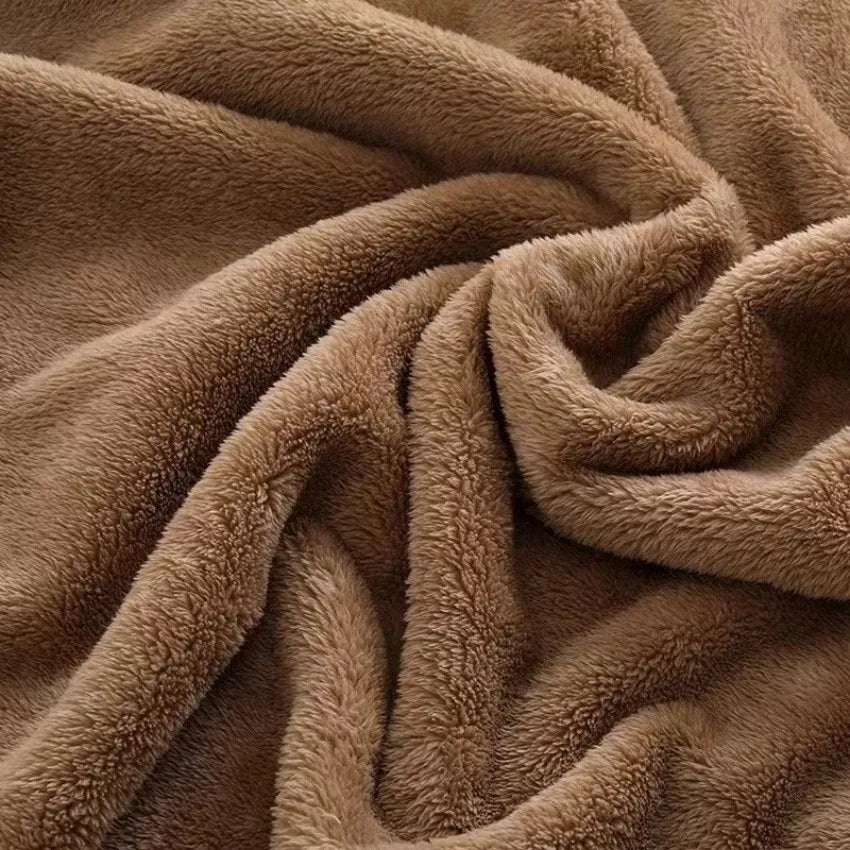 Махсус дизайндаги текис рангли 100 та полестер чўткаси бўлган супер юмшоқ минкй фланел бахмал матоси