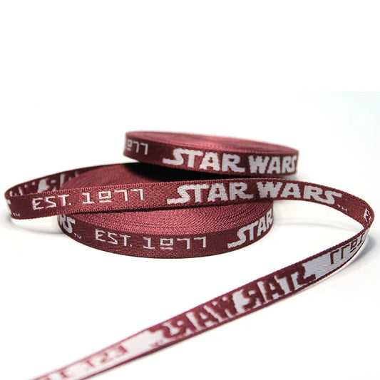 Ишлаб чиқарувчининг Полестер жаккардли босма лентаси кийим-кечак аксессуарлари учун лента тасмаси компьютер жаккардли лента