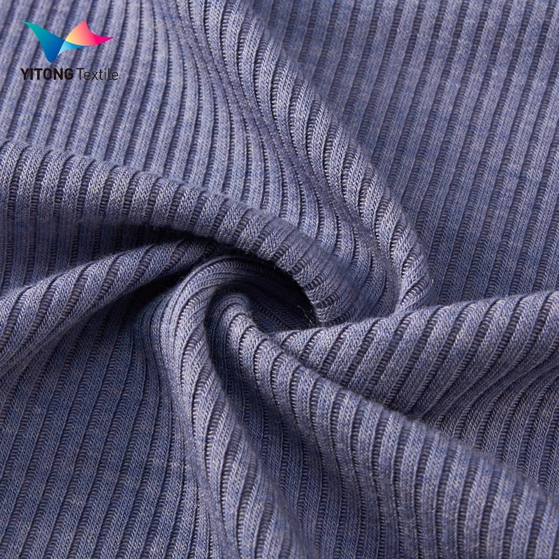 2025 йилги янги трикотаж мода матаси — 35% акрил, 24% вискоза, 34% полиэстер ва 7% спандекс аралашмасидан тўқилган. Юмшоқ, нафас оладиган ва чўзиладиган материал бўлиб, аёллар учун баланд ёқали базавий кийимларда ишлатиш учун идеал танлов