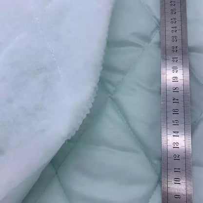 Чегирмада сотилаётган 100% полиэстердан тикилган геометрик дизайнли стеган курткалар