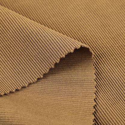 390 г/м² зичликдаги 95% полиэстер ва 5% спандексдан ишланган оттоман мата — нафас оладиган, чўзиладиган ва юмшоқ тузилиши билан спорт кийимлар учун идеал танлов. Эни: 160 см