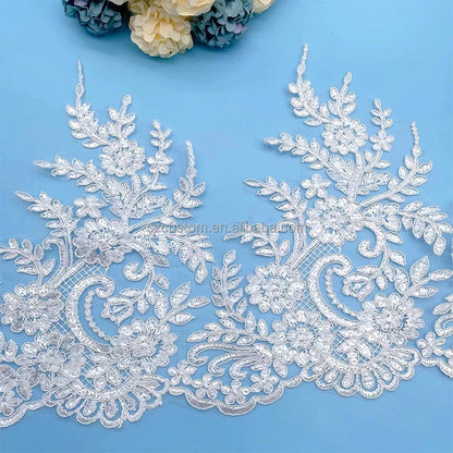 Юмшоқ гипур папатя гулли паетли либослар учун оқ рангдаги дантелли безак