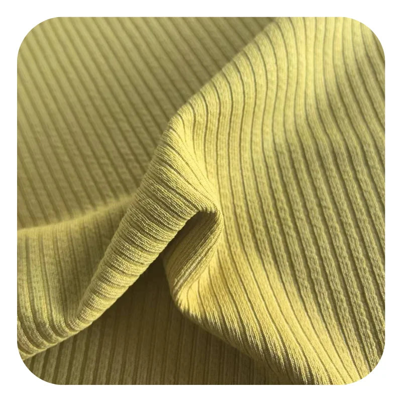 Эластик полиэстер-спандекс трикотаж мата — чўзиладиган, енгил ва қулай материал. Спорт кийимлар, футболка ва замонавий костюмлар учун мос