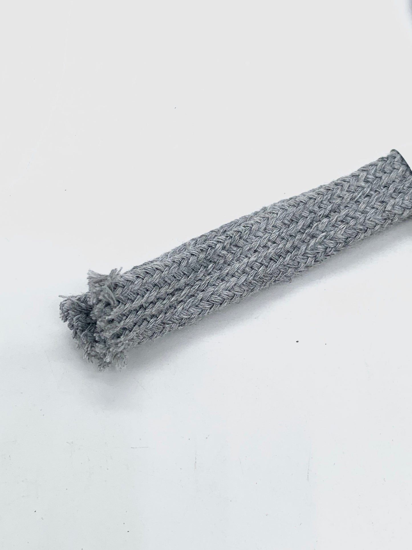 Модель: 414 таппак шнур Ранги: серый