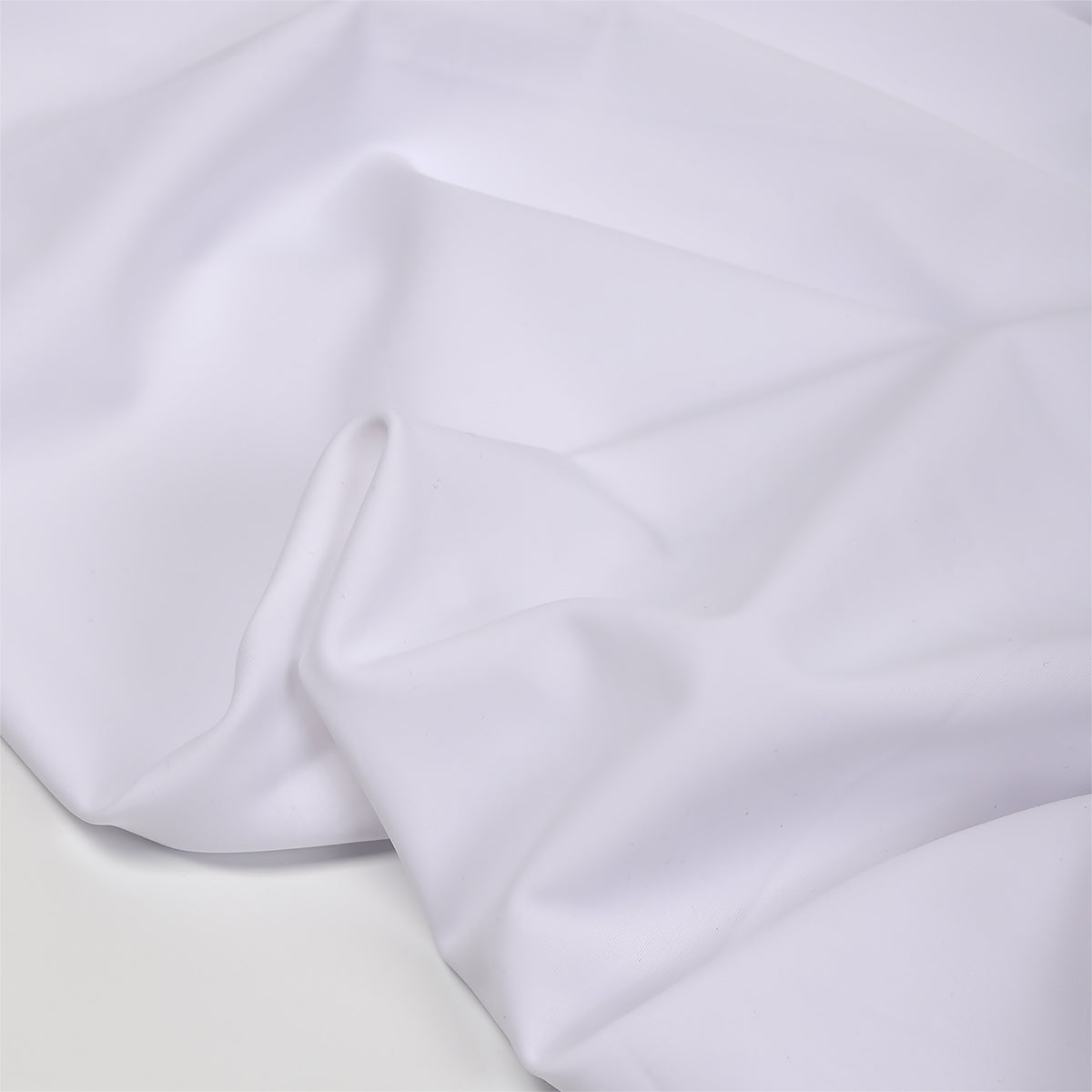 Трикотаж мато. Матов бифлекс, 200 г/м², 82% нейлон, 18% спандекс, кенглиги 150см, ранги 2005 — оқ