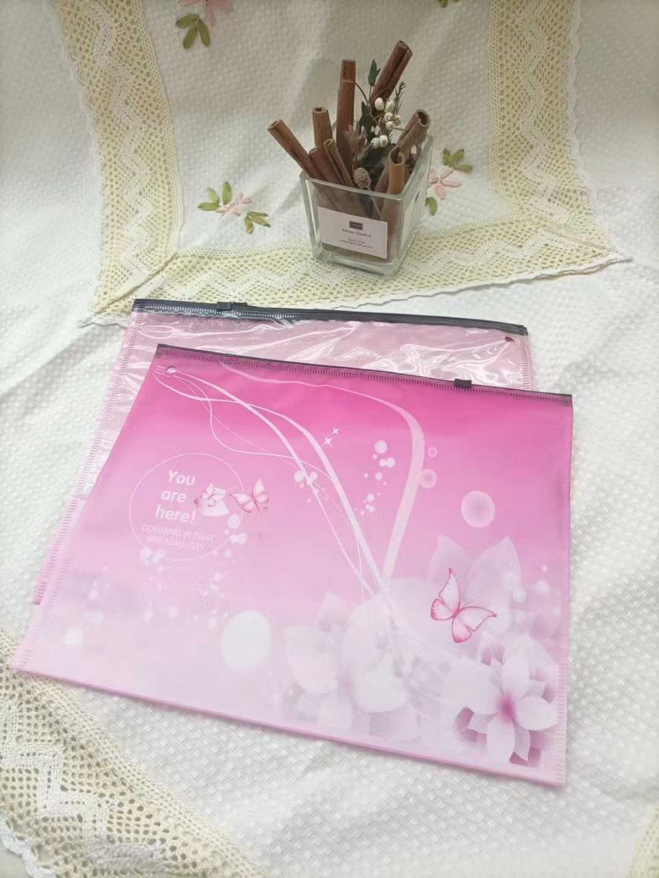 Упаковка пакет эни 30см бўйи 23см, грамажи 80гм